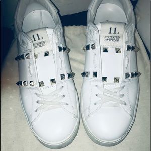 COPY - Fabulous condition - VALENTINO GARAVANI 'Rockstud' Sneaker size 36